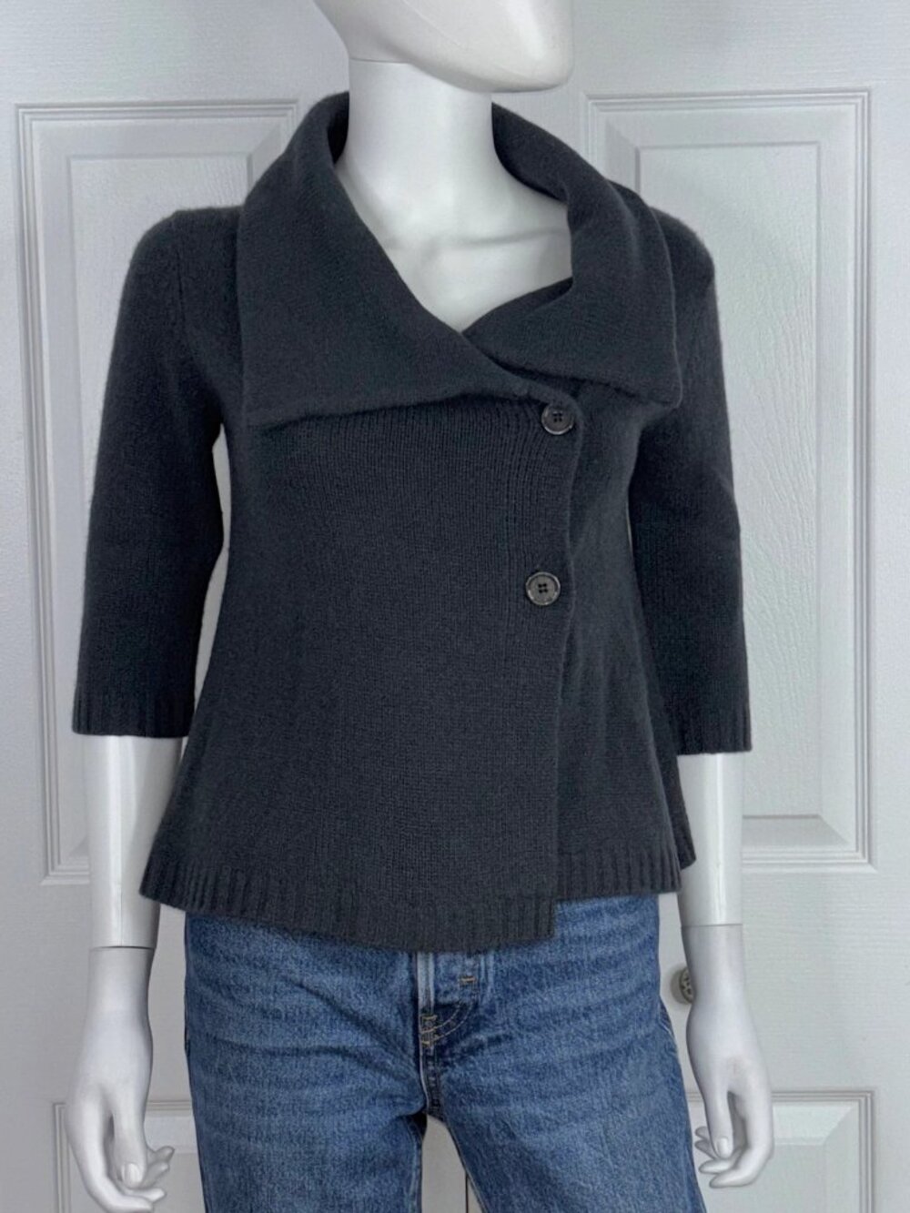 Women's cashmere sweater small